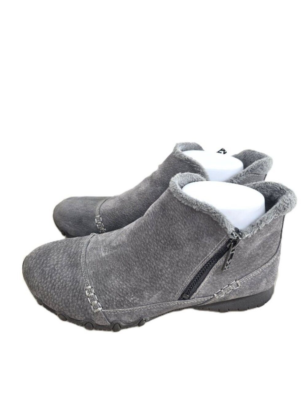 Skechers Relaxed Fit Gray Suede Biker Ankle Boots Earthy Chic Women Size 7.5